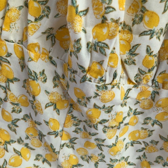 Miss Selfridge Lemon Top - Picture 3 of 7